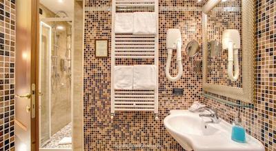 اورلیوس آرت گالری هتل