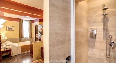 اورلیوس آرت گالری هتل