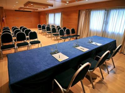 بارسلونا یونیورسال