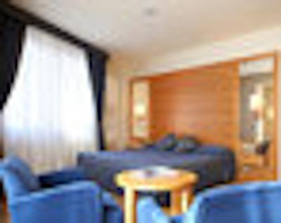 بارسلونا یونیورسال