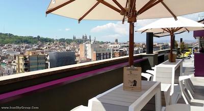 بارسلونا یونیورسال