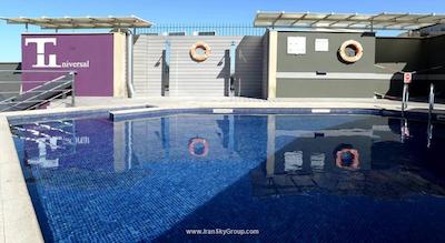 بارسلونا یونیورسال