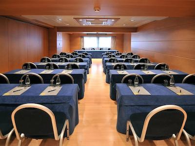 بارسلونا یونیورسال