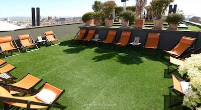 بارسلونا یونیورسال