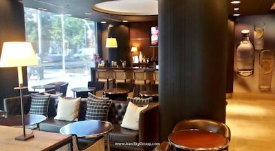 بارسلونا یونیورسال