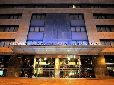 بارسلونا یونیورسال