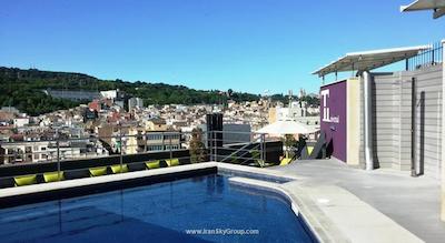 بارسلونا یونیورسال