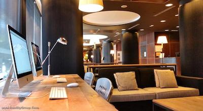 بارسلونا یونیورسال