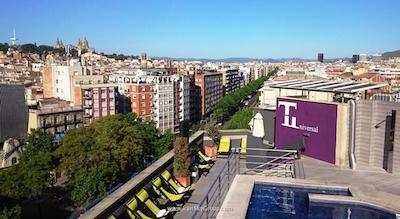 بارسلونا یونیورسال