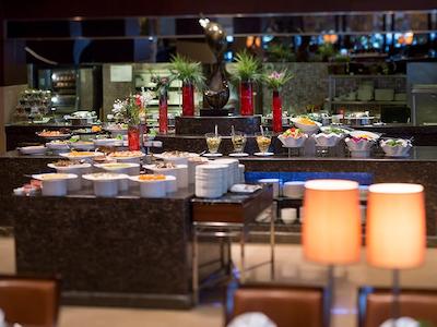 تایتانیک بیزینس کارتال