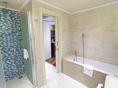 گرند دورماز هتل