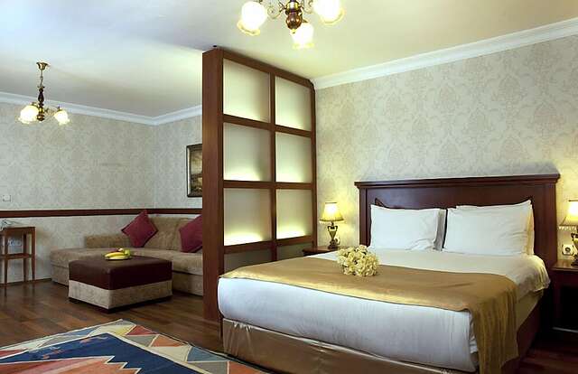 سلطان احمد سوئیتس
