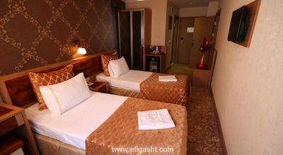 کیو-این اولد سیتی