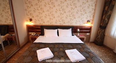 کیو-این اولد سیتی