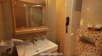 کیو-این اولد سیتی