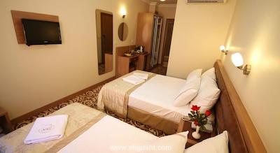 کیو-این اولد سیتی