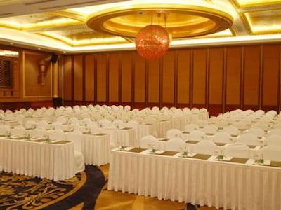 کمپینسکی شنژن