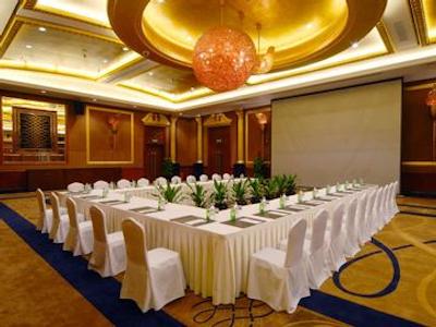 کمپینسکی شنژن