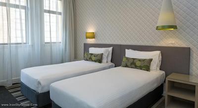 مترو هتل آن پیت