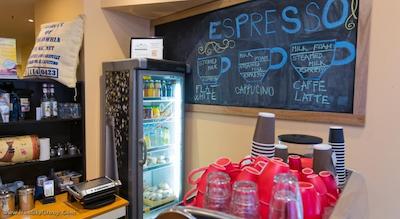 مترو هتل آن پیت