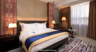 رادیسون بلو هتل ایروان