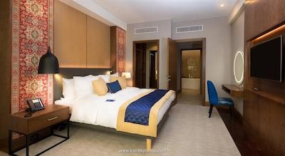 رادیسون بلو هتل ایروان