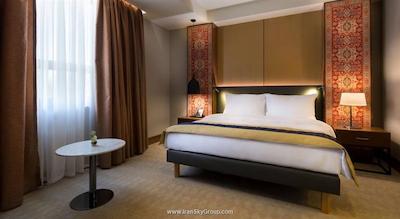 رادیسون بلو هتل ایروان