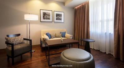 رادیسون بلو هتل ایروان