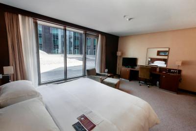 شرایتون باکو ایرپورت