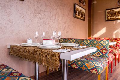 پرمیر اولد گیتس هتل