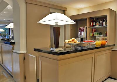 اپوگیا لوید رم