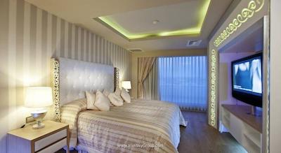 کاملیا سلین هتل