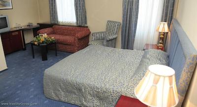 آمباسادور آلماتی