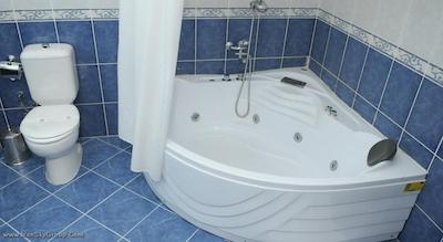 آمباسادور آلماتی