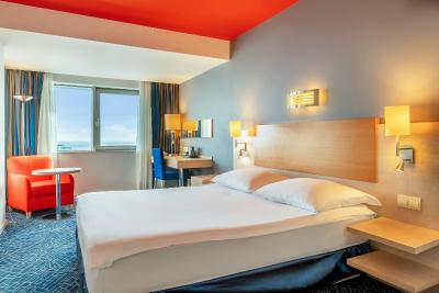 پارک این بای‌ رادیسون آذربایجان باکو