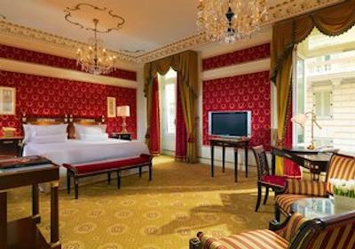 د وستین اکسلسیور رم