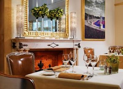 د وستین اکسلسیور رم