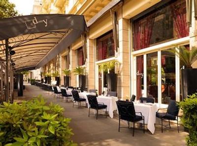 د وستین اکسلسیور رم