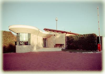 آل سیزنز گاردن هتل اند لیشور