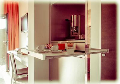 آل سیزنز گاردن هتل اند لیشور