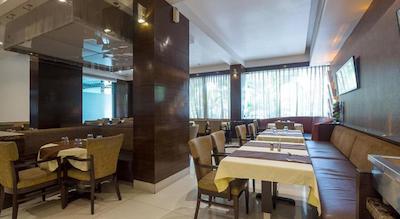 هتل یوگی میدتاون