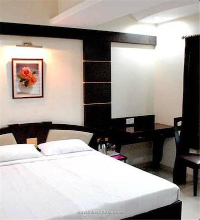 هتل تری استار