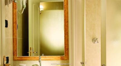 هسینوم پالاس