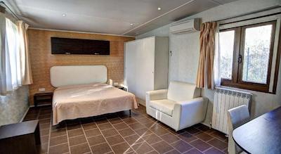 فلمینیو ویلیج