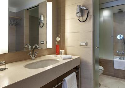 برکلو آرن منتگنا