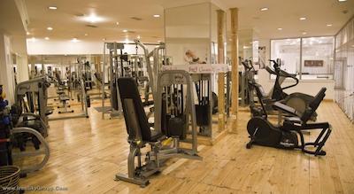 فنیکیا گرند هتل