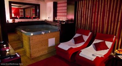 فنیکیا گرند هتل