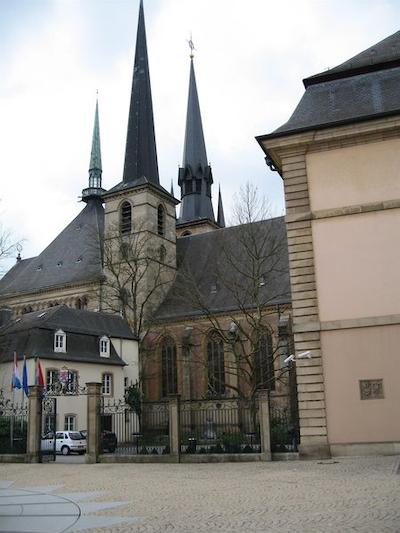 سنترال مولیتور