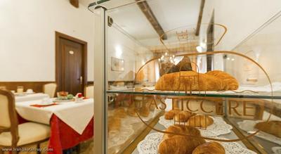 پلززو گاردی