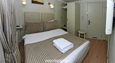 لیتل هاوس هتل